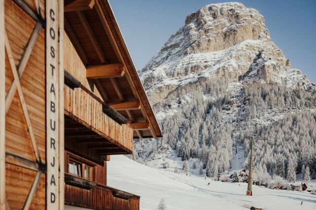 Costa Burjada: unique apartments in the heart of the Dolomites Image: Costa Burjada Apartments, Alta Badia