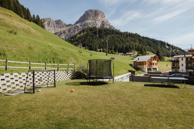Costa Burjada: unique apartments in the heart of the Dolomites Image: Costa Burjada Apartments, Alta Badia
